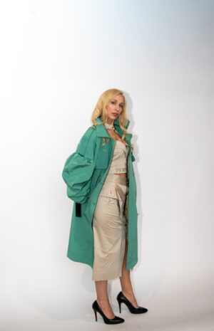 TR01VI25GR 02_decupat